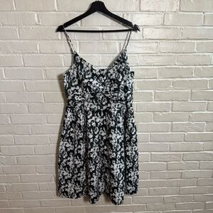 Hutch Dress
